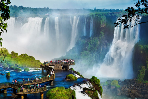 Iguazú Falls – The World’s Largest Waterfalls